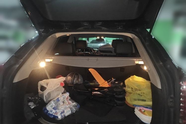 Used Cadillac SRX 2014 3.0L Elite Model Trunk