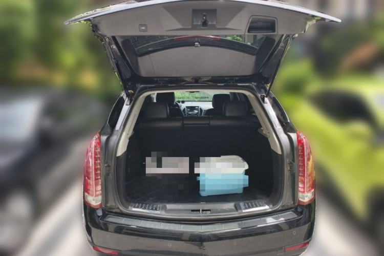 Used Cadillac SRX 2014 3.0L Elite Model Trunk