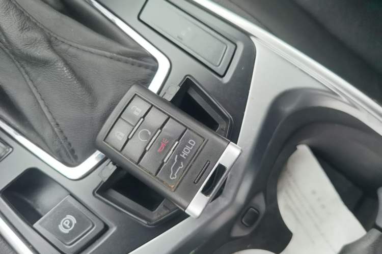 Used Cadillac SRX 2014 3.0L Elite Model Vehicle Key