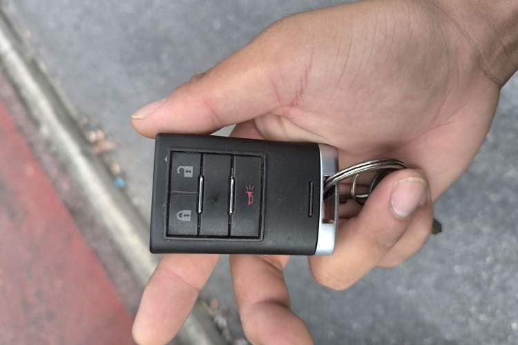 Used Cadillac SRX 2014 3.0L Comfort Model Vehicle Key