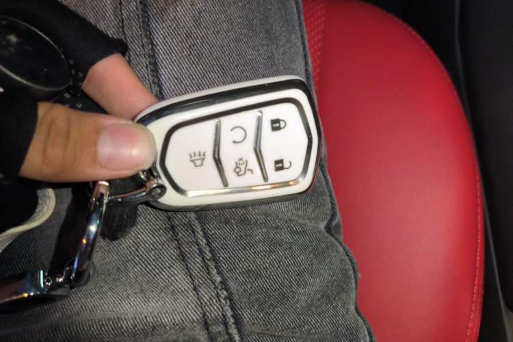 Used Cadillac SRX 2014 3.0L Comfort Model Vehicle Key
