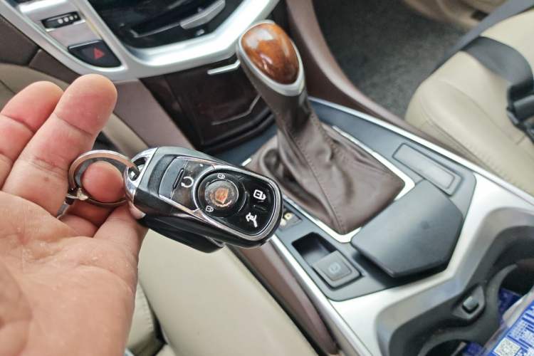 Used Cadillac SRX 2014 3.0L Elite Model Vehicle Key