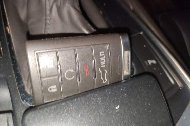 Used Cadillac SRX 2014 3.0L Elite Model Vehicle Key