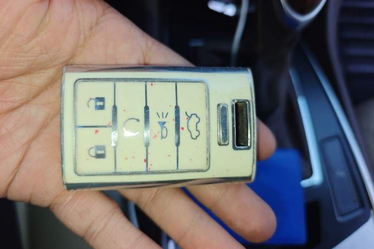 Used Cadillac SRX 2014 3.0L Elite Model Vehicle Key