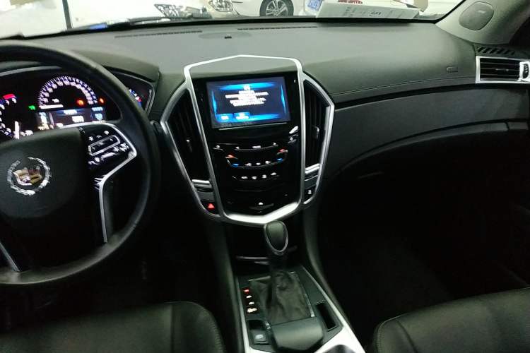 Used Cadillac SRX 2014 3.0L Comfort Model Audio And AC Panel