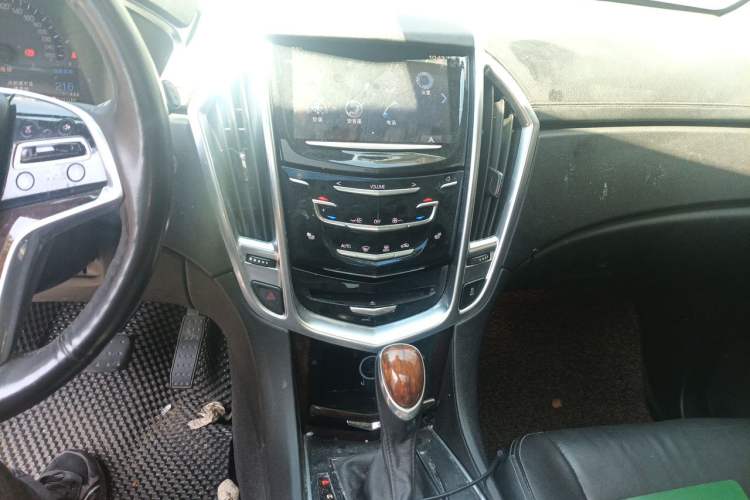 Used Cadillac SRX 2014 3.0L Leading Model Audio And AC Panel