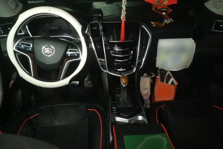 Used Cadillac SRX 2014 3.0L Luxury Model Center Console