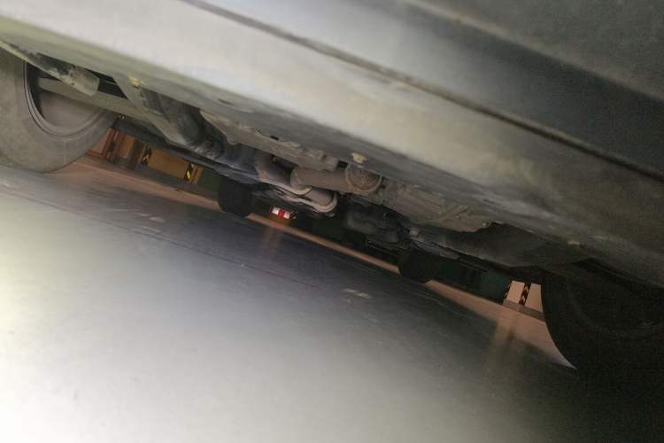 Used Cadillac SRX 2014 3.0L Elite Model Chassis Front
