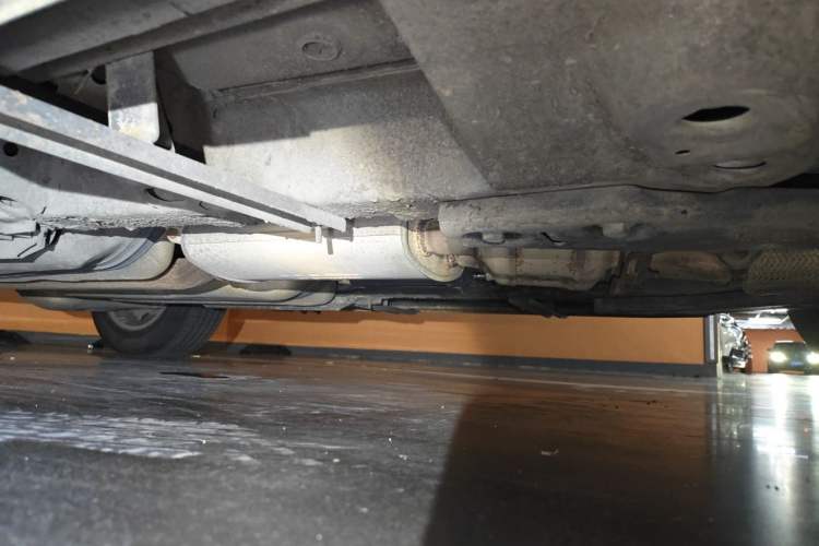 Used Cadillac SRX 2014 3.0L Comfort Model Chassis Front Right