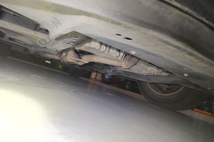 Used Cadillac SRX 2014 3.0L Elite Model Chassis Front Right