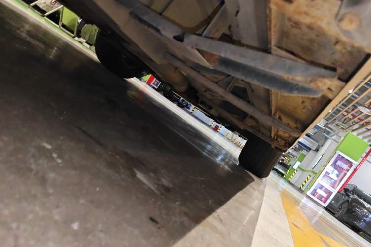 Used Cadillac SRX 2014 3.0L Comfort Model Chassis Rear Right