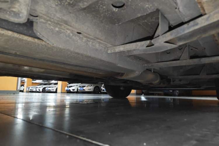 Used Cadillac SRX 2014 3.0L Comfort Model Chassis Rear Right