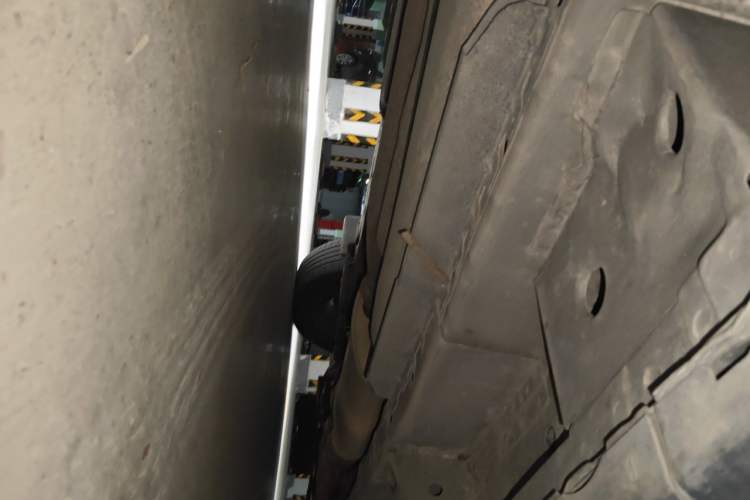 Used Cadillac SRX 2014 3.0L Luxury Model Chassis Rear Right