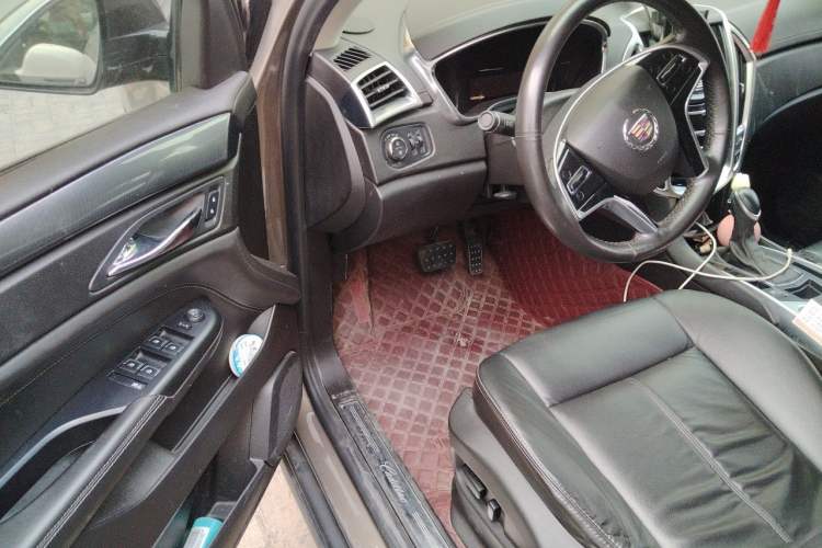 Used Cadillac SRX 2014 3.0L Comfort Model Driver Seat