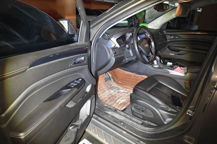 Used Cadillac SRX 2014 3.0L Comfort Model Driver Seat