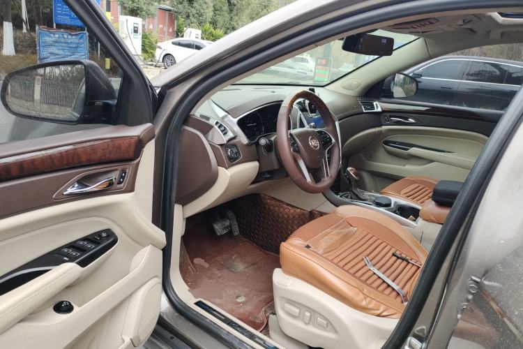 Used Cadillac SRX 2014 3.0L Elite Model Driver Seat