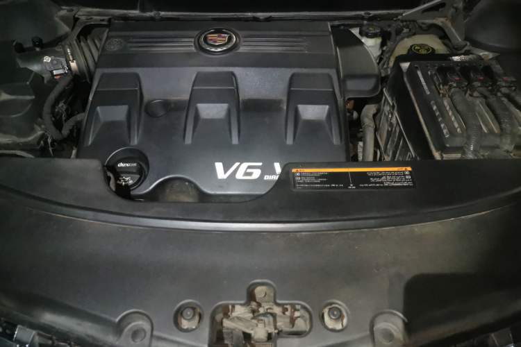 Used Cadillac SRX 2014 3.0L Luxury Model Engine Bay