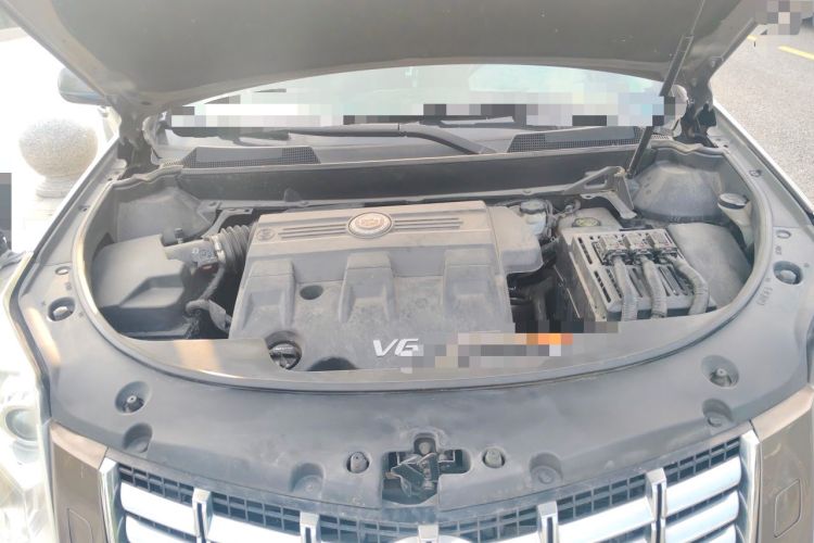 Used Cadillac SRX 2014 3.0L Elite Model Engine Bay