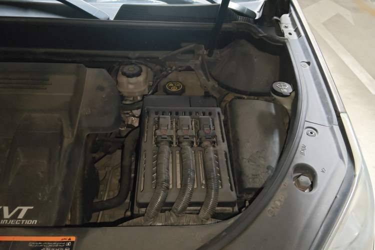 Used Cadillac SRX 2014 3.0L Luxury Model Engine Bay Left