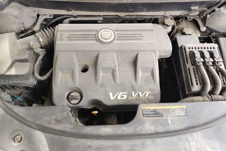 Used Cadillac SRX 2014 3.0L Luxury Model Engine Bay