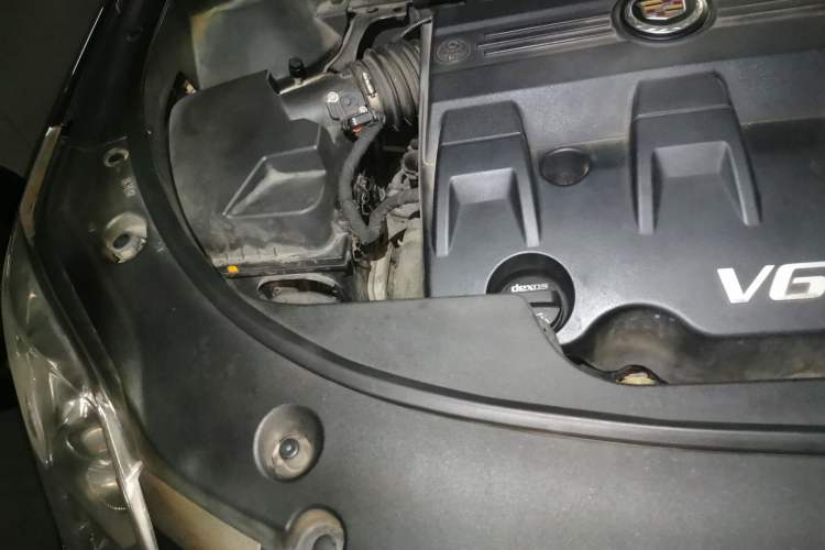 Used Cadillac SRX 2014 3.0L Luxury Model Engine Bay Right