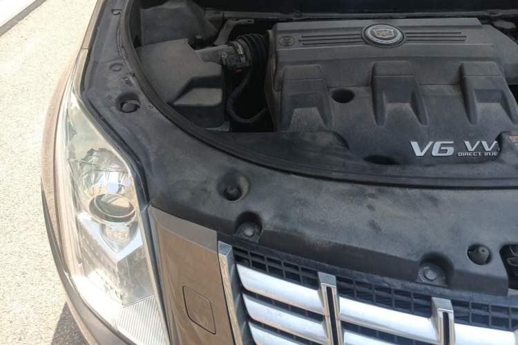 Used Cadillac SRX 2014 3.0L Leading Model Engine Bay Right
