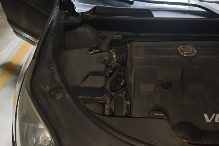 Used Cadillac SRX 2014 3.0L Luxury Model Engine Bay Right
