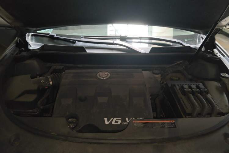 Used Cadillac SRX 2014 3.0L Luxury Model Engine Bay