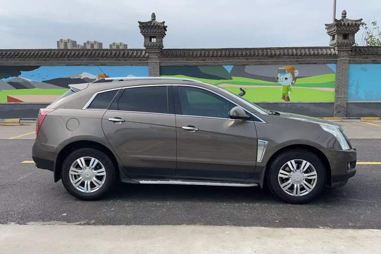 Used Cadillac SRX 2014 3.0L Elite Model Exterior 3