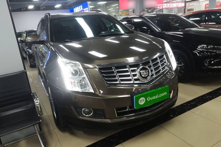 Used Cadillac SRX 2014 3.0L Comfort Model Front Right 45 Deg