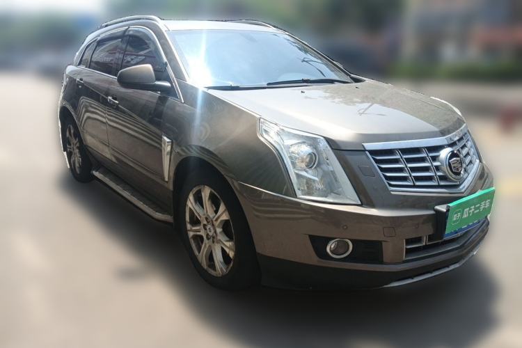 Used Cadillac SRX 2014 3.0L Leading Model Front Right 45 Deg