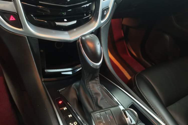 Used Cadillac SRX 2014 3.0L Comfort Model Gear Lever