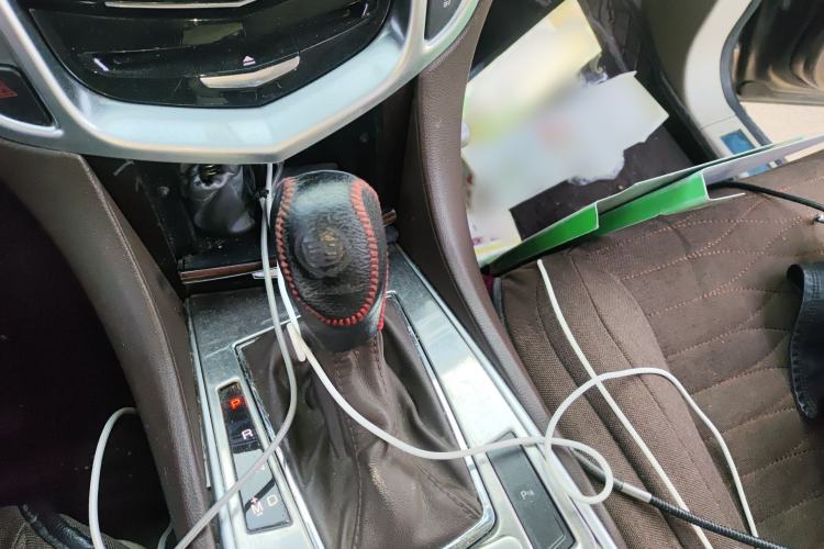 Used Cadillac SRX 2014 3.0L Elite Model Gear Lever