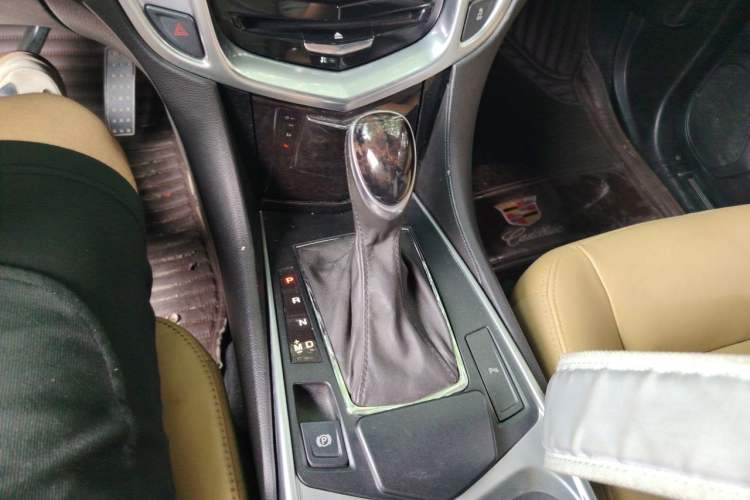 Used Cadillac SRX 2014 3.0L Luxury Model Gear Lever