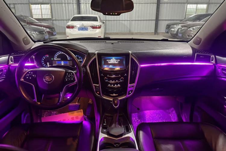 Used Cadillac SRX 2014 3.0L Comfort Model Interior 1