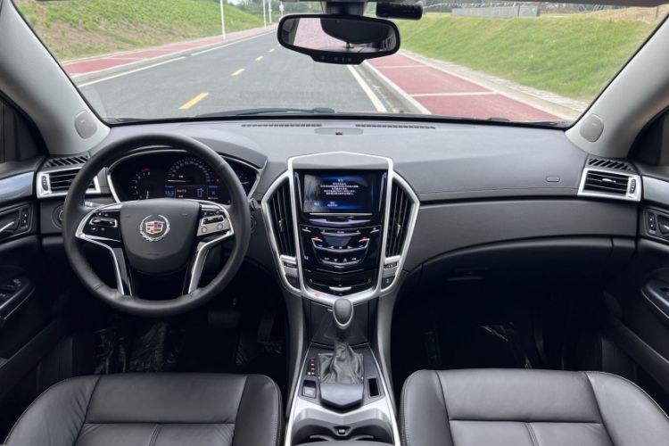 Used Cadillac SRX 2014 3.0L Comfort Model Interior 1