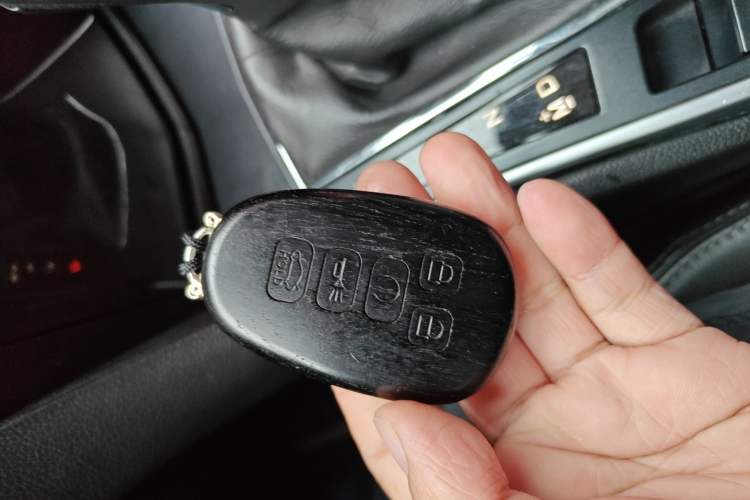 Used Cadillac SRX 2014 3.6L Flagship Model Interior 1