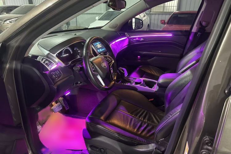 Used Cadillac SRX 2014 3.0L Comfort Model Interior 2