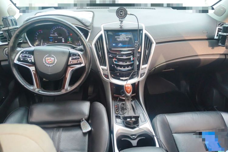 Used Cadillac SRX 2014 3.0L Elite Model Interior 2
