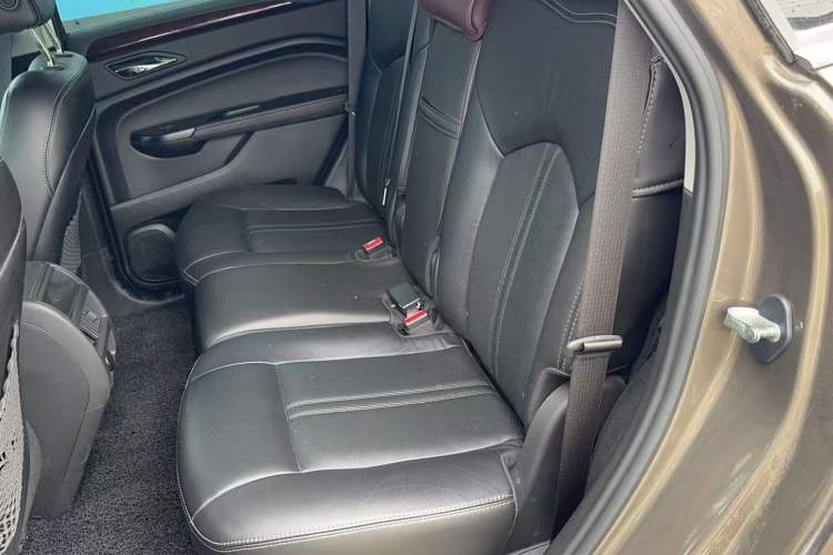 Used Cadillac SRX 2014 3.0L Elite Model Interior 3