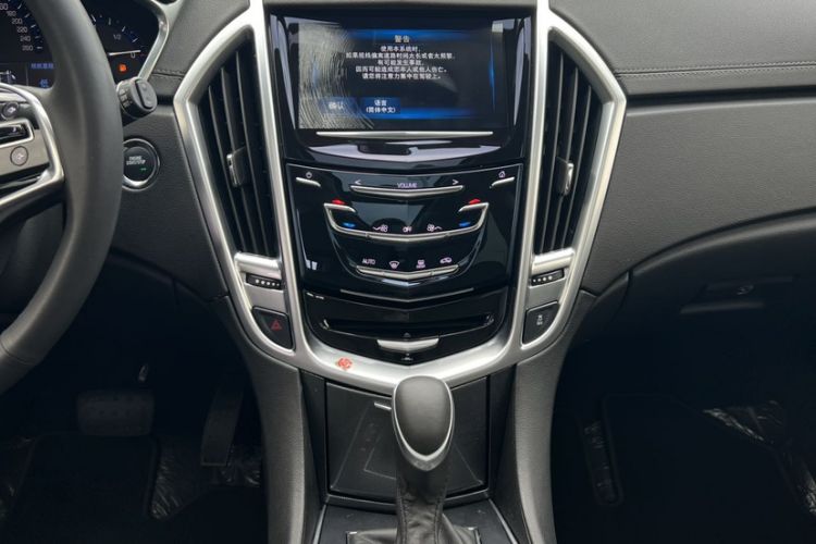 Used Cadillac SRX 2014 3.0L Comfort Model Interior 3