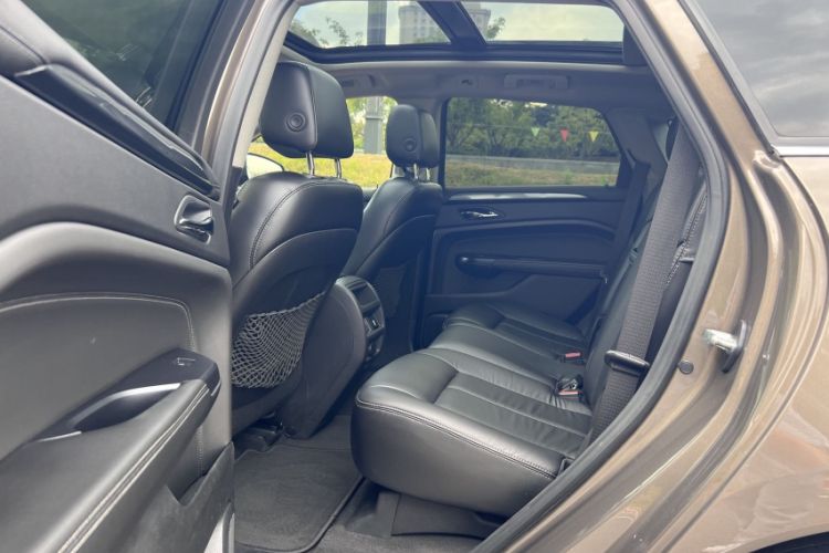 Used Cadillac SRX 2014 3.0L Comfort Model Interior 6