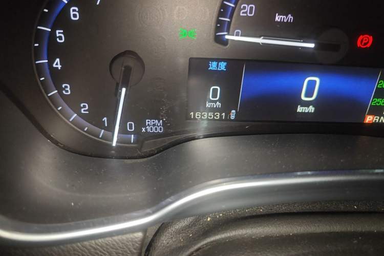 Used Cadillac SRX 2014 3.0L Comfort Model Odometer Close Up