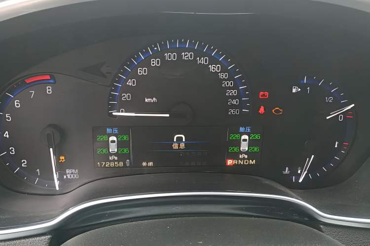 Used Cadillac SRX 2014 3.0L Elite Model Odometer Close Up