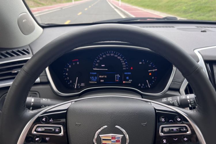 Used Cadillac SRX 2014 3.0L Comfort Model Odometer Close Up
