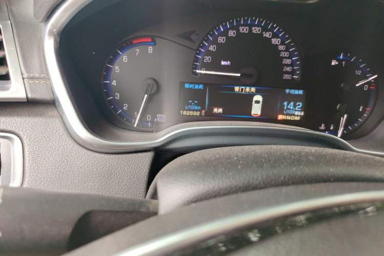 Used Cadillac SRX 2014 3.0L Luxury Model Odometer Close Up