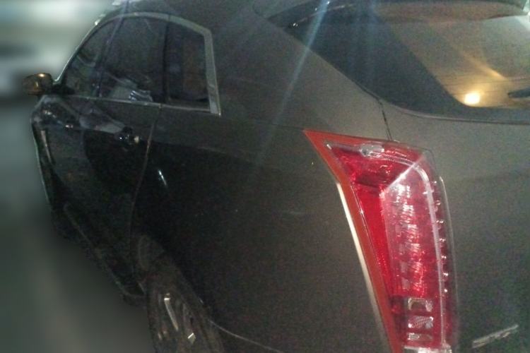 Used Cadillac SRX 2014 3.0L Flagship Model Rear Left 45 Deg