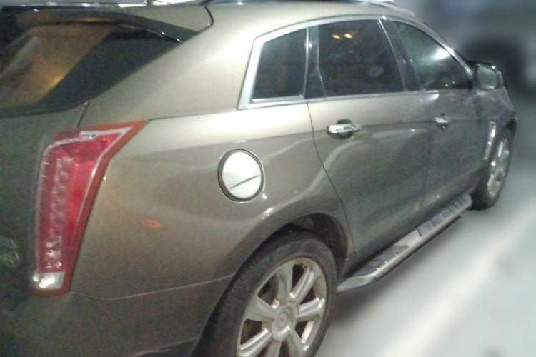 Used Cadillac SRX 2014 3.0L Flagship Model Rear Right 45 Deg