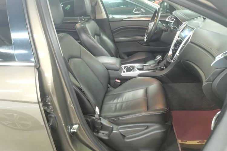 Used Cadillac SRX 2014 3.0L Comfort Model Right Front Seat