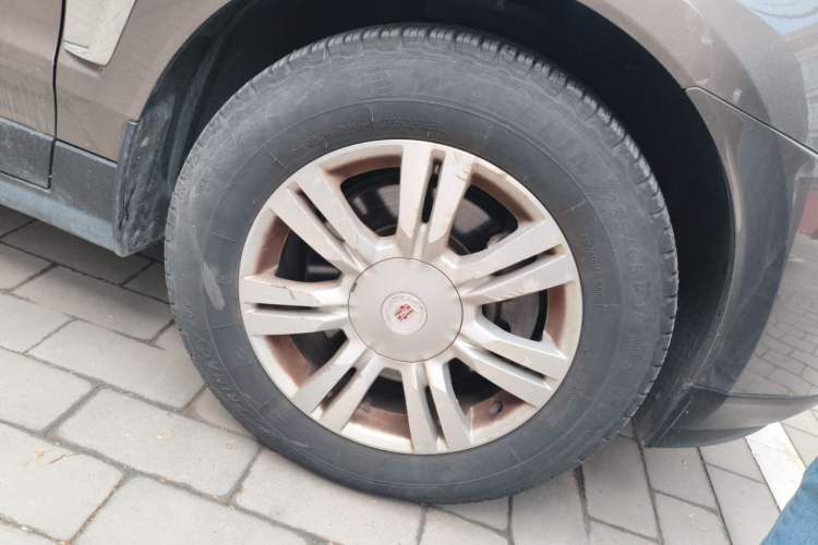 Used Cadillac SRX 2014 3.0L Luxury Model Right Front Wheel Hub